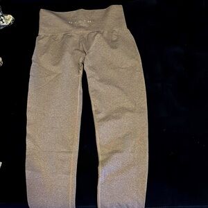 NVGTN Brown Leggings Comfortable Athletic Bottoms